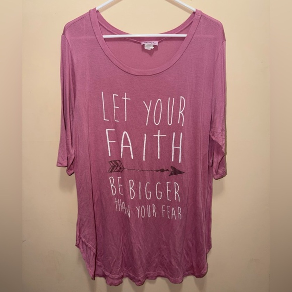 Women's Miss Popular Pink Graphic Top LOVE
